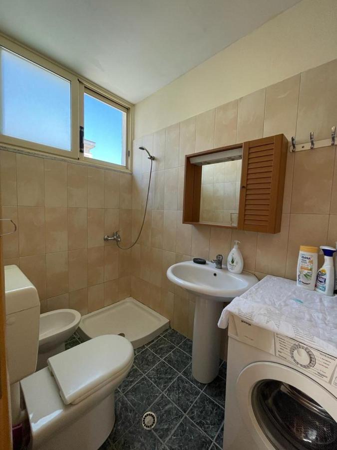 Lisus Apartment Vlorë Eksteriør billede